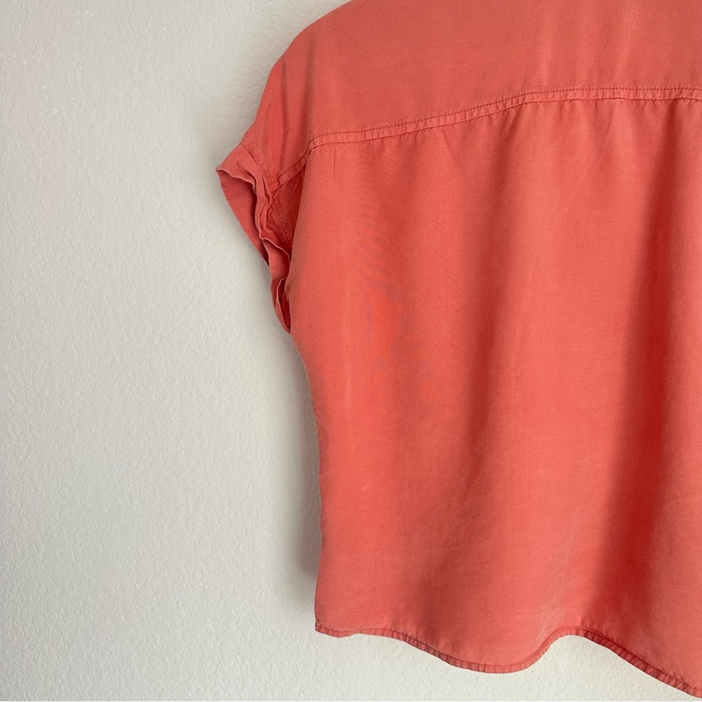 Thread & Supply Women’s Coral Lyocell Button Front Roll Sleeve Blouse Size Small - Picture 8 of 16